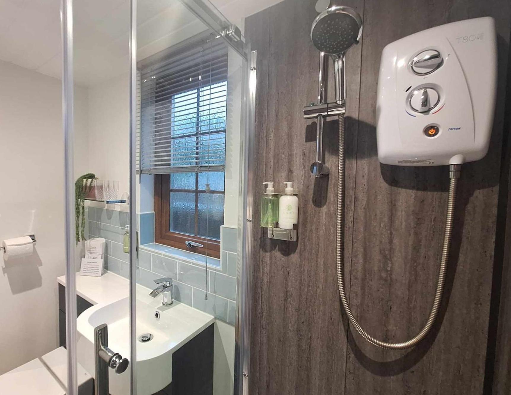 La'Al Lodge In Κένταλ Εξωτερικό φωτογραφία